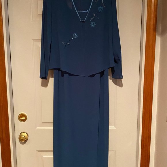 Brand: Patra, Size: 8 petite, Color: Teal, Material: 100% polyester - Picture 1 of 4